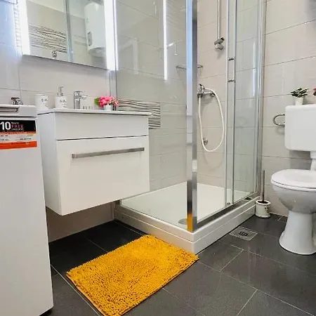 Apartmans And Madunic I Gasthuis