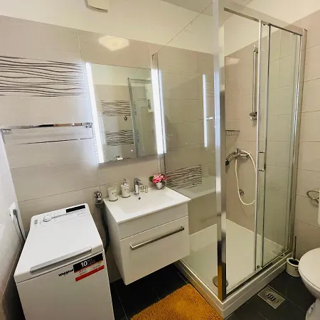 Apartmans And Madunic I