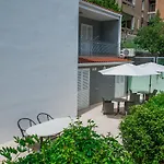 Apartmans And Madunic I Gostinjska kuća