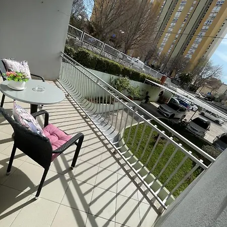 Apartmans And Madunic I Πανσιόν Σπλιτ