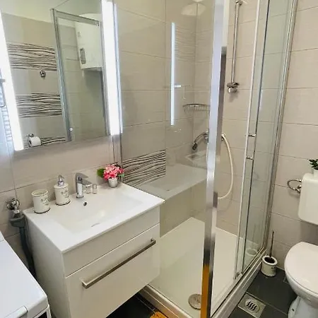 Apartmans And Madunic I 3* سبليت