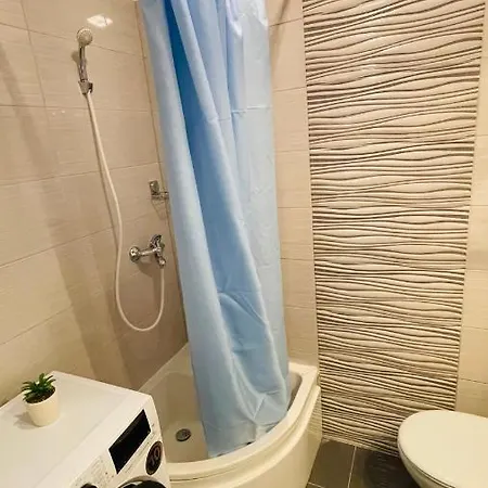 Πανσιόν Apartmans And Madunic I