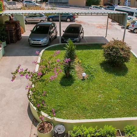 Apartmans And Madunic I Σπλιτ