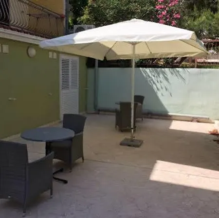 Apartmans And Madunic I Πανσιόν 3*