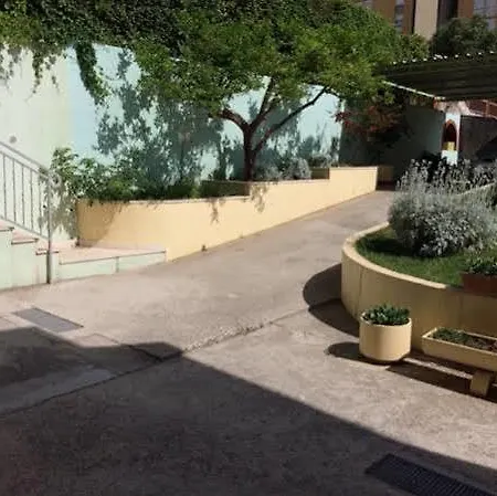 Πανσιόν Apartmans And Madunic I Σπλιτ