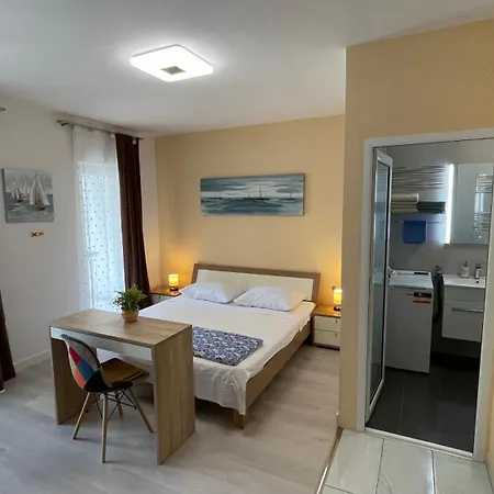 Pensionat Apartmans And Madunic I Split