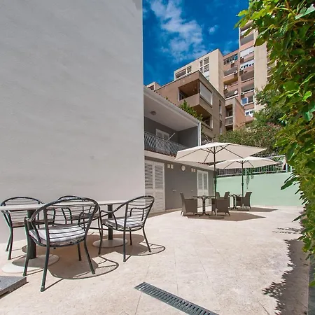 Apartmans And Madunic I Pensión 3*