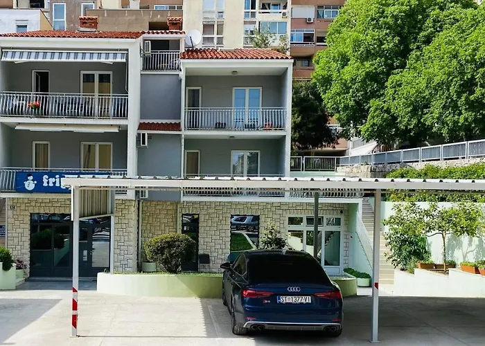 Apartmans And Madunic I Gæstehus Split