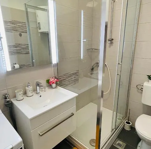 Apartmans And Madunic I 3* Split