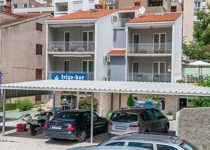 Apartmans And Madunic I Gæstehus Split